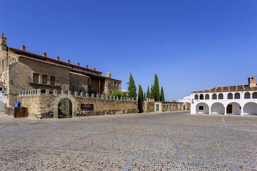 Hotel Hospederia Puente De Alconetar Garrovillas Exterior foto